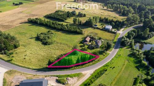 Malowniczo położona działka 800 m2 z MPZP