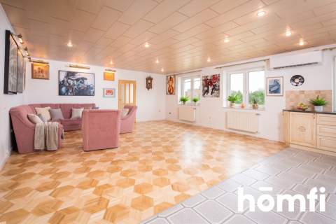 Penthouse z fotowoltaika i szklanym sufitem