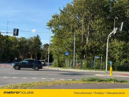 Piękny dom z uroczym ogrodem w Konstancinie-Jez.