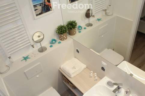 Apartament 50 m od morza, 2 pok z garażem