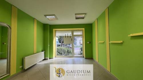Lokal w centrum Gdyni z witryną