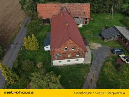 Dom wielopokoleniowy na 68 arach