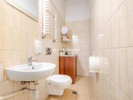 Lokal użytkowy do wynajęcia, 140 m2, Kraków