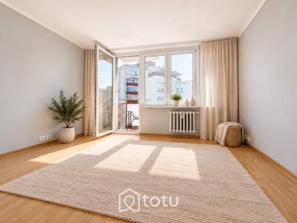 200m Metro Kondratowicza-Grunt uregulowany-Balkon