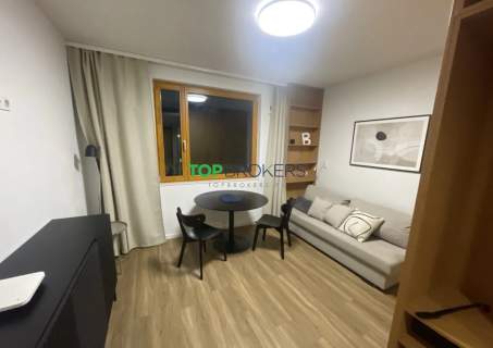 Komfortowe studio blisko centrum, klimatyzacja