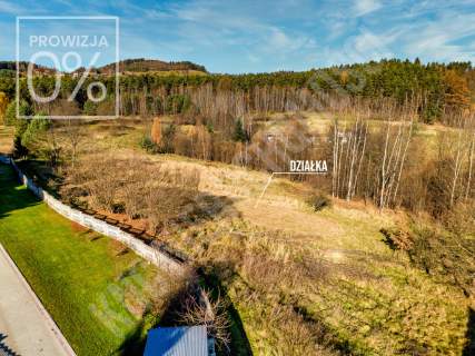 Działka w spokojnym miejscu blisko lasu - 155.000