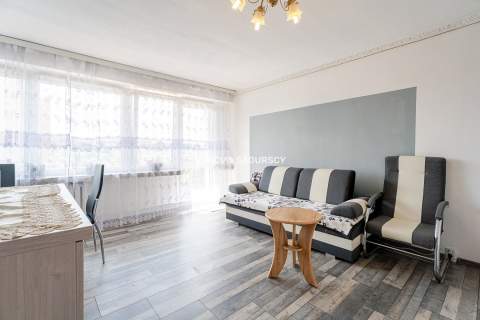 3 pok/ duży balkon/ winda/ ul. Walerego Sławka.