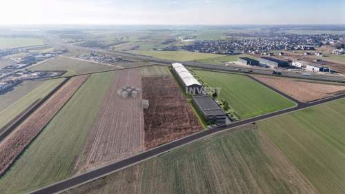 Grunt inwestycyjny 2,05 ha przy S5   Święciechowa