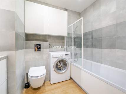 Nowoczesny 3-pokojowy apartament z balkonem.