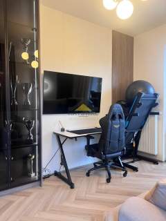 Apartament 93,5 m z ogródkiem i 2 miejscami post.