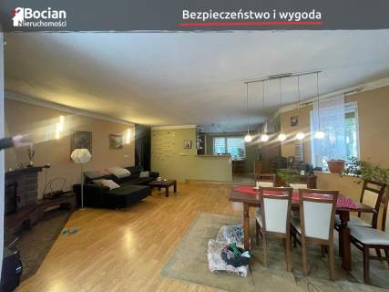Przestronny dom z dużą działką Bielkowo