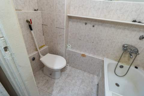 2 pokoje z balkonem Łódź Górna, do remontu