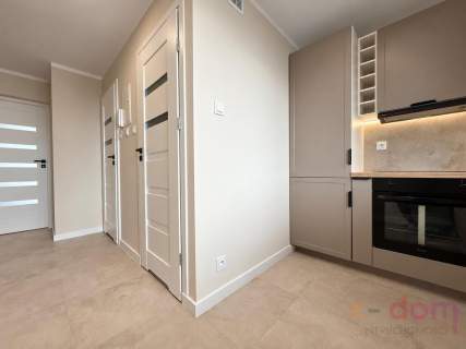61 m2 3 pokoje balkon po remoncie
