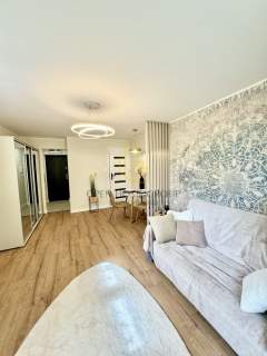 Grabiszyńska-kawalerka-balkon-piwnica-po remoncie