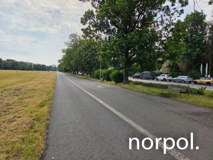 Lokal 75 m na wynajem przy Błoniach prestiż, ruch i świetna...