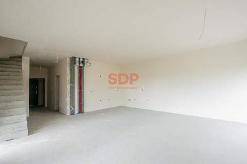 5 pokoi 184,44 m2 Ogród Garaż
