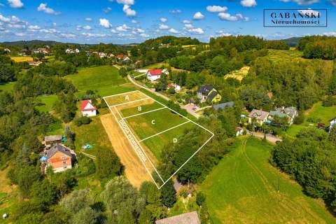 DZIAŁKI BUDOWLANE W ZAWADZIE LANCKOROŃSKIEJ