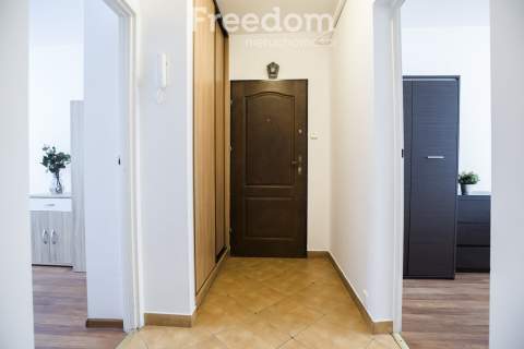 3 pokojowe rozkładowe mieszkanie na osiedlu Kmity