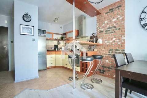 2 pokoje Żerań garaż w cenie 44m2