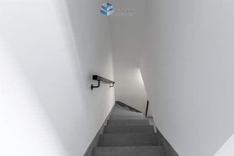 Gotowe do wprowadzenia 4 pokoje Balkon 11 m