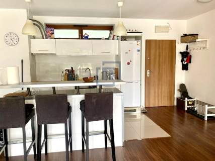 2 pokoje z widokiem na Park Grabiszyński Balkon