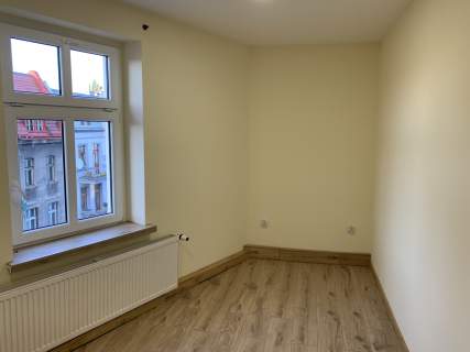 Przestronne 2 pok mieszkanie z pięknym widokiem i piwnicą