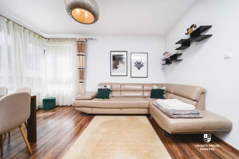 3 pokoje duży balkon miejsce postojowe