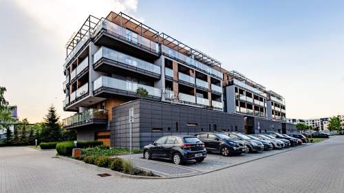 TARAS 12,7 m2 ZE ŚCIANĄ ZIELENI - BAGRY PARK