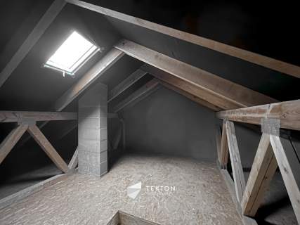 Przestronne mieszkanie 75 m z balkonem i strychem