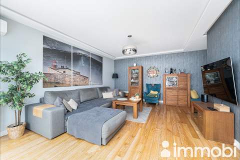 Stylowy apartament z tarasem i klimatyzacją