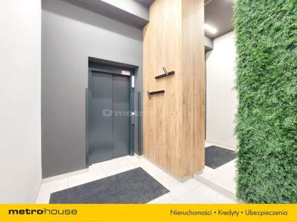 LUKSUSOWY APARTAMENT, 2 MJC POSTOJOWE, KOMÓRKA
