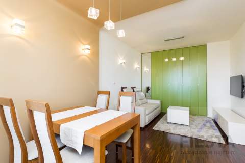 Komfortowy apartament 2 pok. na Bielanach