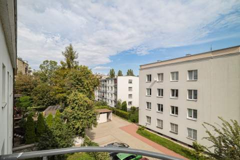 KAMIENICA 2 POKOJE 80M SASKA