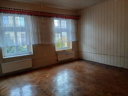 Mieszkanie w centrum Żarowa z garażem