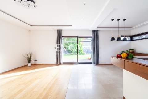 Ursynów Rodzinny dom 220m2 Bajkowy ogród