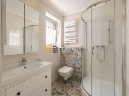 Dom 240m2, 8 pokoi, Zacisze