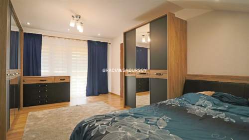 DOM 100M2 SZCZYRZYC 4 POKOJE CENTRUM 5 ARÓW