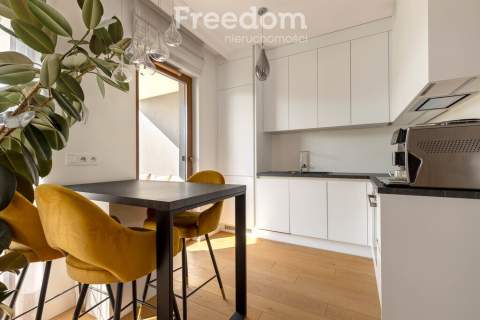 Luksusowy apartament 63,5 m2 z tarasem i ogrodem 134 m2 na 1...