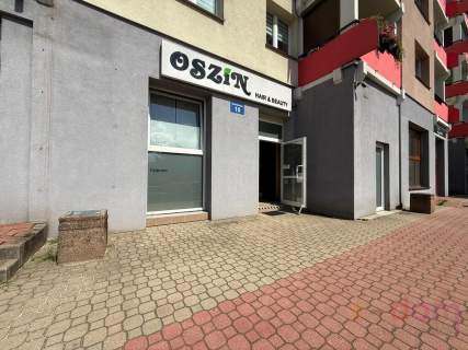 Lokal 44.5 m2 parter os. Ślichowice