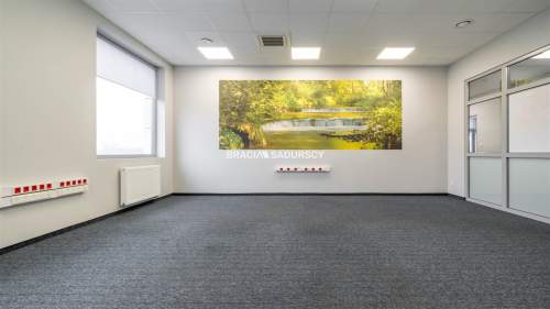 Powierzchnia biurowa z parkingiem - 400m2