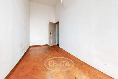 Ponad 100 metrów w kamienicy w centrum