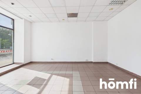 LOKAL 43 m -WITRYNA, WEJŚCIE Z ULICY TRZEBNICKIEJ