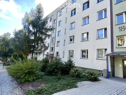 Kawalerka z wydzieloną sypialnią balkon