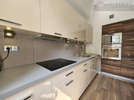 Apartament 3pok.,winda, garaż, balkon - Centrum