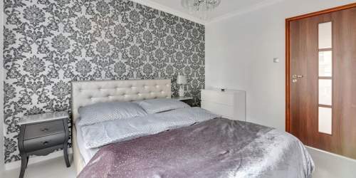 3 pokoje Balkon Dwa miejsca postojowe.