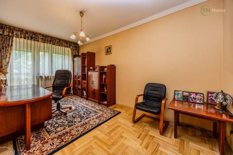Targówek, dom mieszkalny, usługowy lub inwestycja.