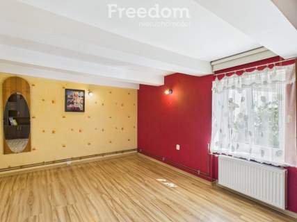 Dom w centrum Ornety z widokiem na zieleń