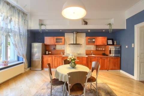 Apartament w secesyjnej kamienicy