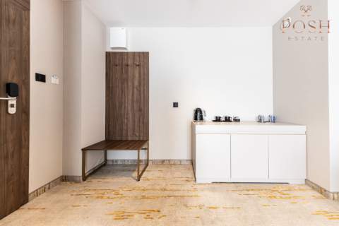 widok na basen inwestycja balkon własna sauna