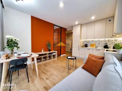Apartament w centrum miasta z dużym tarasem 